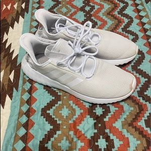 Womens adidas tennis shoes